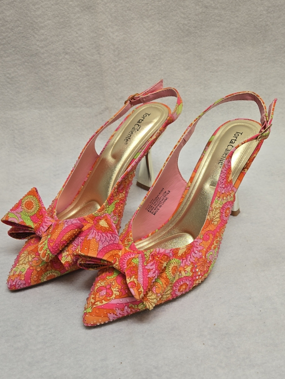 Torta Caliente Pink Floral Bow Slingback Heels